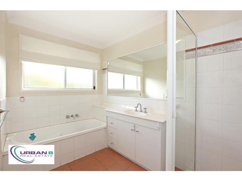 25 Jamieson Place, Brookfield QLD 4069